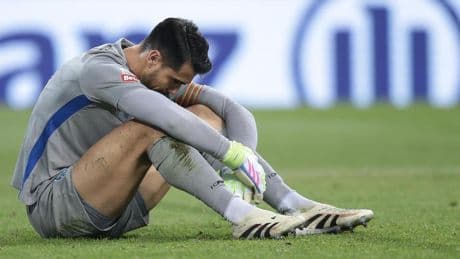 Diogo Costa sufre una lesión y podría perderse el final de la Liga