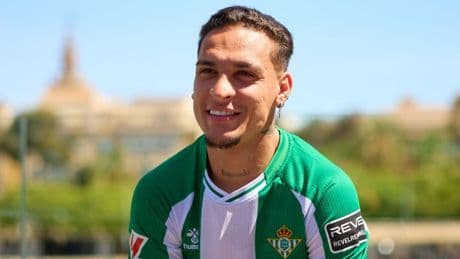Antony reveals he rejected Champions League giant before Manchester United exit