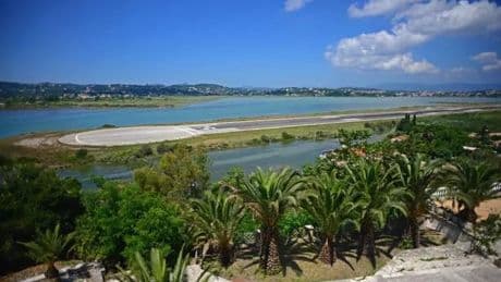 Scots travellers warned as 'paralysing' airport strikes loom at popular holiday hotspots