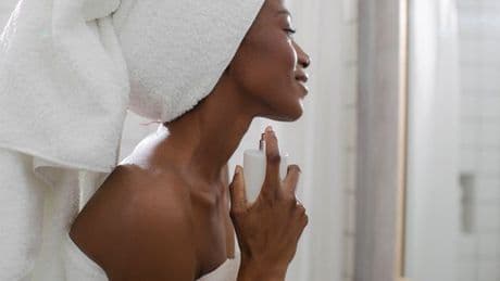Estée Lauder's 'iconic' perfume that smells of fresh sheets gets a £20 saving