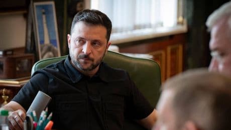 Ukraine: Selenskyj unterzeichnet Antikorruptions-Gesetz – Proteste in Kiew