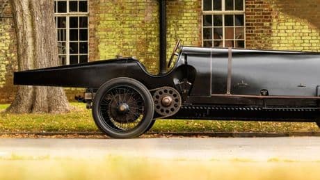 El Bugatti de hace más de un siglo que es una joya del motor y cuesta más de un millón