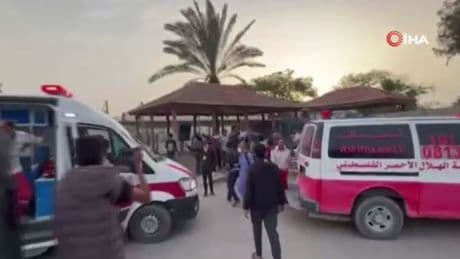 İsrail'den hastaneye saldırı! 16 ölü, 70 yaralı