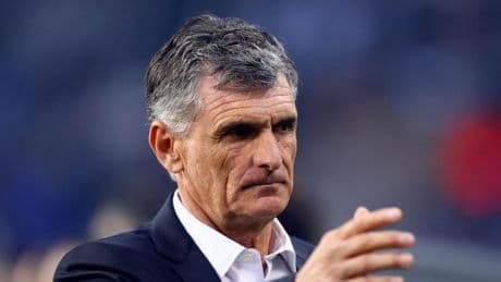 Mendilibar se acuerda otra vez del declive del Sevilla: "Es una cruz"