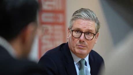 "Une vraie clarté": Keir Starmer salue la décision de la Cour suprême britannique sur la définition d'une femme
