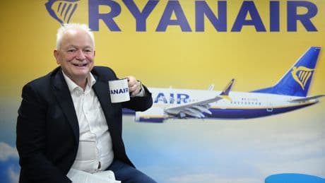 Ryanair retirará un millón de plazas en España en respuesta a la última cacicada de Puente