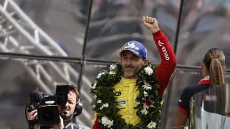 La historia le debía una a Robert Kubica y se cobró la deuda en la cita más icónica
