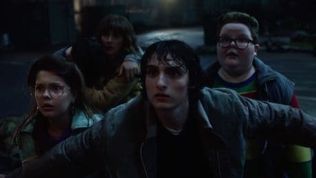 Slotseizoen Stranger things laat nog maanden op zich wachten, maar breekt nu al Netflixrecords
