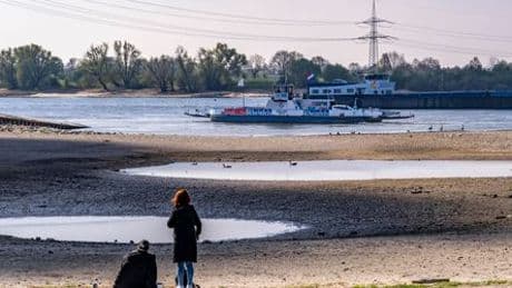 Europa: Wegen Trockenheit - EU-Kommission fordert zum Wassersparen auf