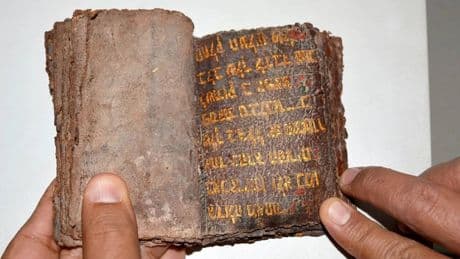 Lut Gölü’nde tarihi keşif: Bin 900 yıllık aramice yazıt bulundu