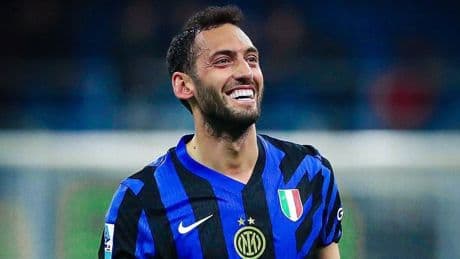 Hakan Çalhanoğlu transfer defterini kapattı!