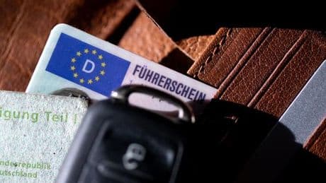 Kriminalität: Männer betrügen mit Führerscheinen