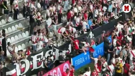 Invasión y cántico en el fiestón de Vallecas por el &#039;EuroRayo&#039;