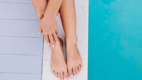 ¿Pedicura de gel o normal en verano? Esto es lo que dicen los expertos