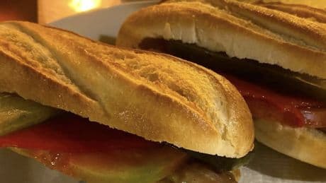 &#039;Guardia Civil&#039;, la tapa típica de Zaragoza que puedes preparar fácil y en pocos minutos
