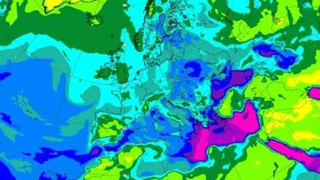Meteo, oggi temporali e grandine su mezza Italia. Dal Lazio, alla Toscana fino alla Campania: allerta in 12 regioni. Poi nuova ondata di maltempo ad agosto