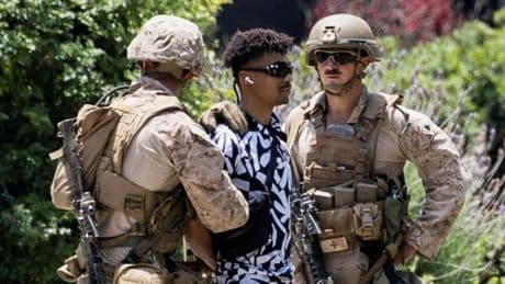 US-Marines in Los Angeles nehmen ersten Zivilisten fest