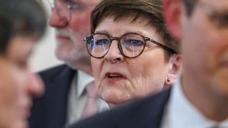 „Frauen müssen doppelt so viel bringen“ - So bitter rechnet Saskia Esken mit der Politik ab