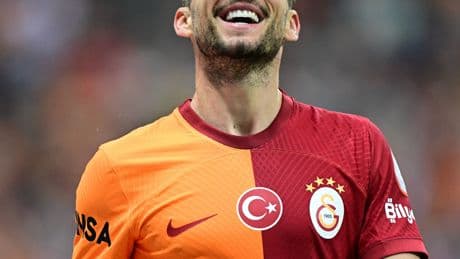Mertens'ten emeklilik açıklaması!
