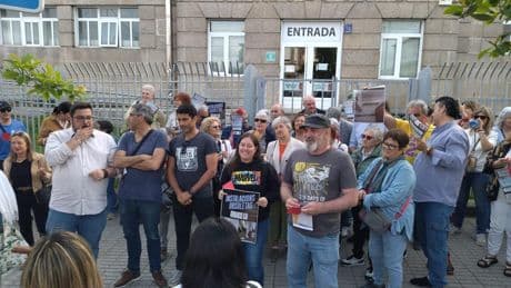 Vecinos de Vigo protestan por los cierres recurrentes de las instalaciones deportivas municipales