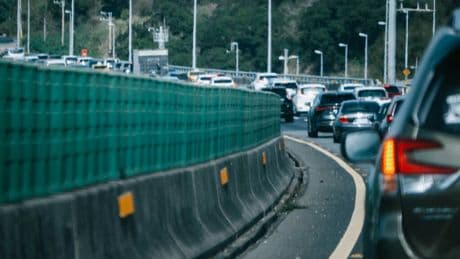 La DGT tiene muy claro que la Operación Salida puede ser un infierno. Estas son sus recomendaciones ante el calor y los atascos