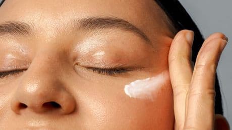 Contour des yeux, les soins pour décongestionner le regard