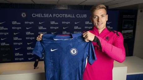 Liam Delap snubs England as he pledges loyalty to Chelsea after £30m move