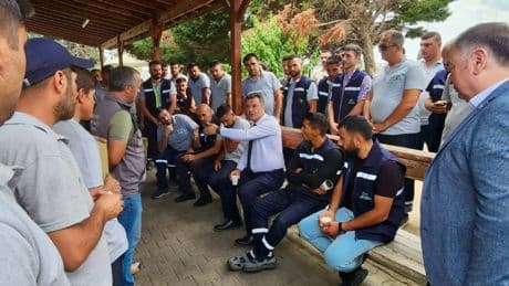 Başkan Sarıkurt, temizlik emekçileriyle bir araya geldi