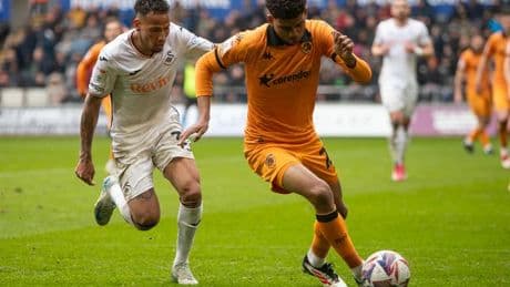 Rangers 'target' right back rival for James Tavernier as 'nine clubs' in transfer chase for ex Leeds United man