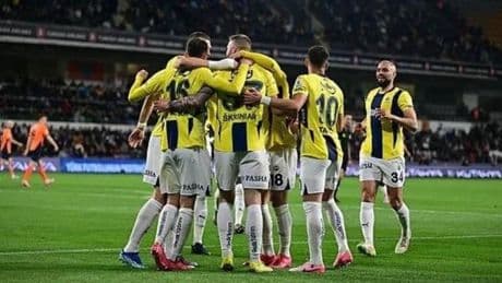 F.Bahçe'nin yıldızı G.Saray'a! Menajeri önerdi