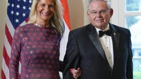 Bob Menendez'in eşi Nadine Menendez yolsuzluk ve rüşvet davasında suçlu bulundu