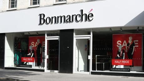 Iconic fashion retailer with 230 stores launches 70% sale amid closing as shopping centre to shut after three DECADES