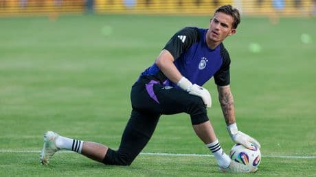 Weltmeister-Torwart Zieler weg - EM-Held soll neue Nr. 1 bei Hannover werden
