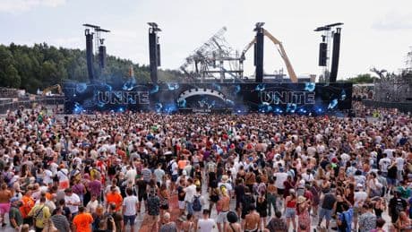 Tomorrowland: Frau stirbt am Eröffnungsabend