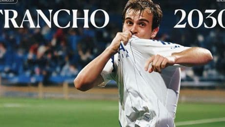 Así se produjo el inesperado y emotivo momento en el que Francho anunció su renovación por el Real Zaragoza