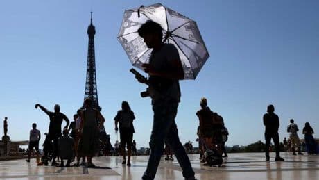 De los 30,5 °C del Mediterráneo a los 41 °C en París: los datos de una "ola de calor extrema" que enciende alarmas en Europa