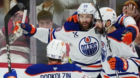 Eis-Krimi um den Stanley Cup - Overtime-Monster Draisaitl schießt Oilers zum Sieg