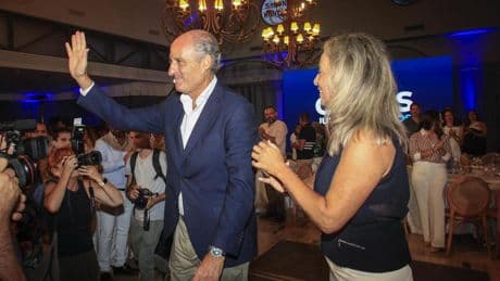 Camps arranca en Alicante su campaña para retar a Mazón y aspirar a liderar el PP valenciano