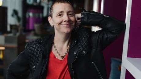 Scots comedy legend Karen Dunbar heading to Lanarkshire for series of shows