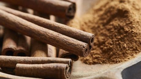 La canela es de las especias más saludables, pero debes tener cuidado si te estás medicando: un nuevo estudio advierte sus riesgos