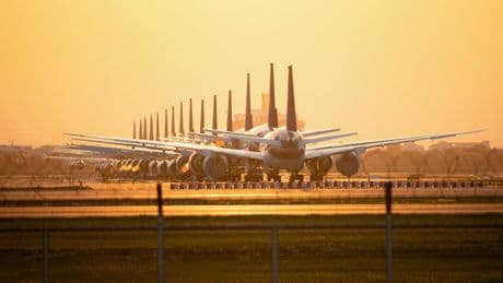 Weniger Entschädigung - Flug-Verspätung: EU dreht den Geldhahn zu