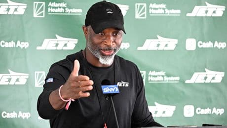 Aaron Glenn on quest to fix Jets’ penalty woes after players ‘weren’t listening’ last year