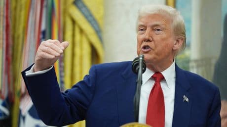 Trump dice que anular los aranceles “destruiría el poder presidencial”