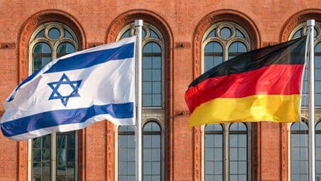 Kai Wegner unterstellt Linken wegen Streit um Israel-Flagge an Rathaus Antisemitismus