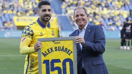 Álex Suárez renueva hasta 2028 con la UD Las Palmas