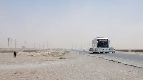 Afghanistan: Bus mit aus Iran abgeschobener Menschen verunglückt – Dutzende Tote