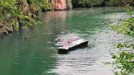 Vándalos atacan una obra del parque de esculturas de La Arboleda