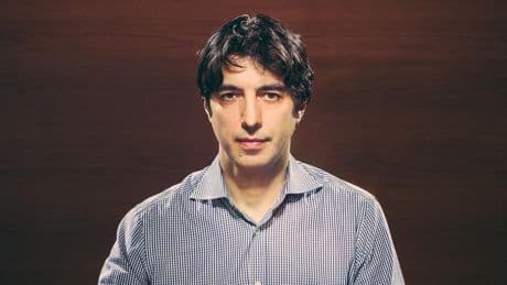 Longo, experto en longevidad: "Como te dicen que es buena, comes hasta 5 frutas al día y acabas atiborrado de azúcar"