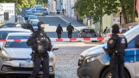 Polizei-Großeinsatz im Vogtland - Teenie (15) kündigt auf TikTok Anschlag an