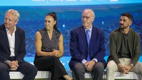 "Lamine está demostrando un comportamiento como futbolista extraordinario y como persona"